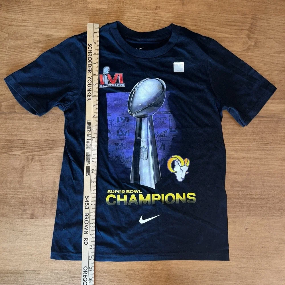 NWOT Youth Nike Los Angeles Rams LA Superbowl T-Shirt Champs Size Medium‎ Black